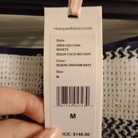 Vineyard Vines Skirt size medium New with Tags - Picture 4 of 6